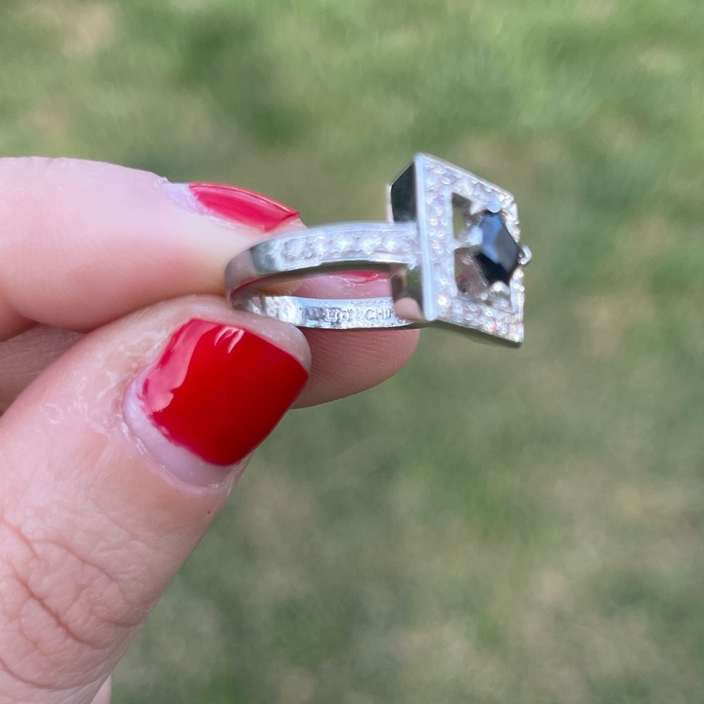Silver Ring - Picture 6 of 6